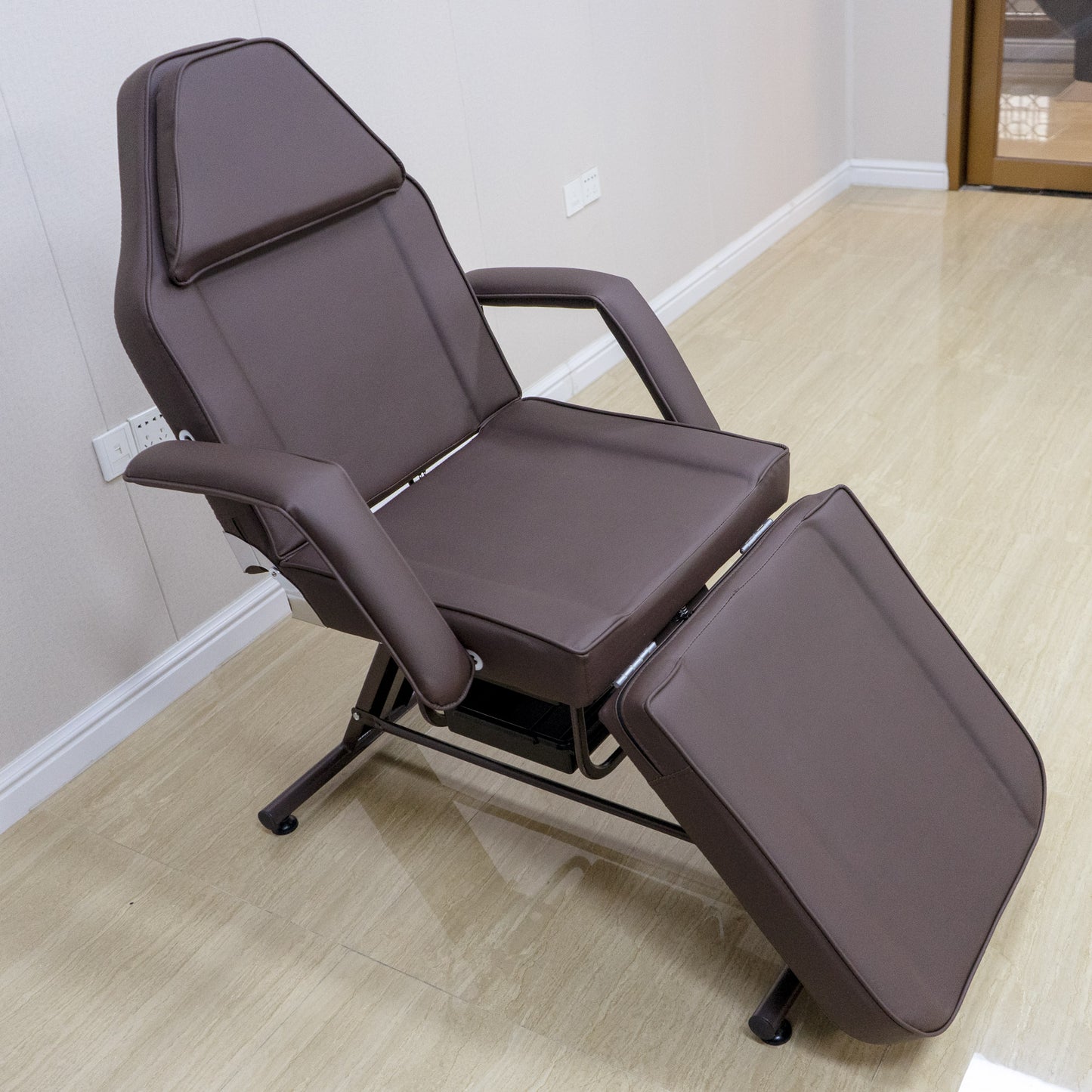 Tattoo Chair for Client, Facial Beds for Esthetician Adjustable 3-Section Lash Tattoo Bed, 72 Inches Facial Spa Chair Professional Tattoo Chair for Artist Beauty Massage Salon